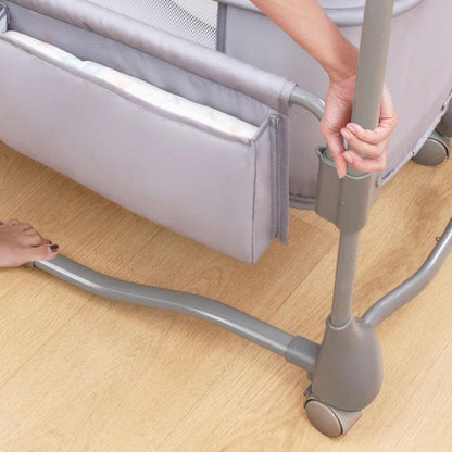 Mastela Deluxe 4 in 1 Swing & Crib 8602