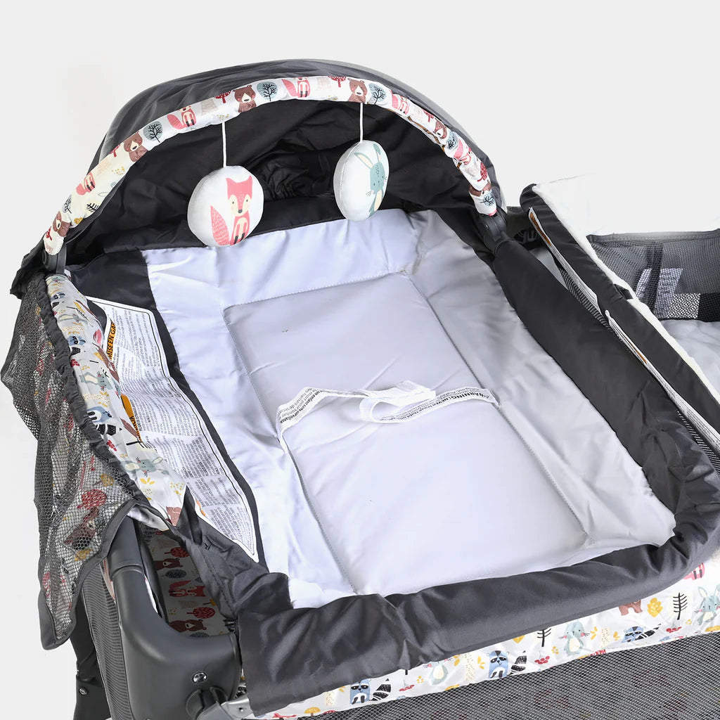 Baby Trend Lil’ Snooze™ Deluxe II Nursery Center® Playard