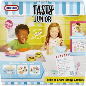 little tikes Tasty Junior Bake 'n Share Emoji Cookies